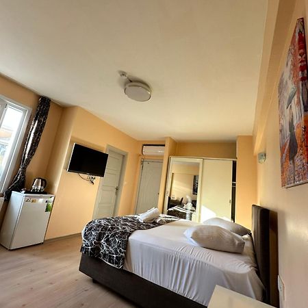 Beyaz Koesk Hotel อิสตันบูล ภายนอก รูปภาพ