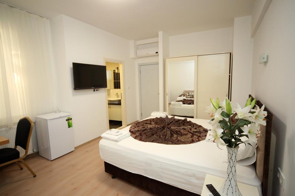 Beyaz Koesk Hotel อิสตันบูล ภายนอก รูปภาพ